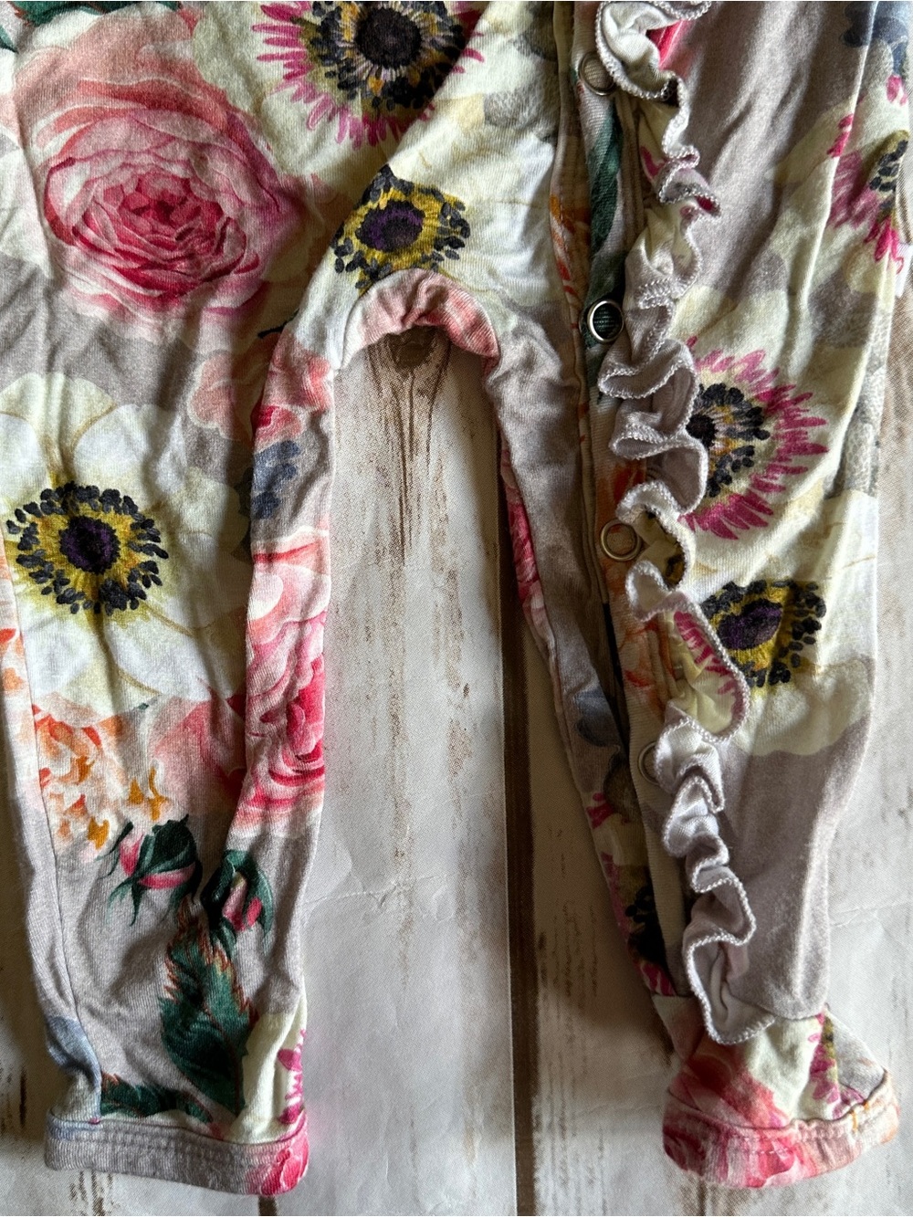 Posh peanut floral romper vguc 0/3 - Picture 4 of 9